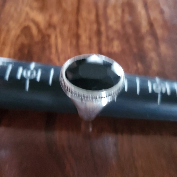 Sparkling CZ Black Stone Statement Ring Sz 8 - Picture 3 of 4